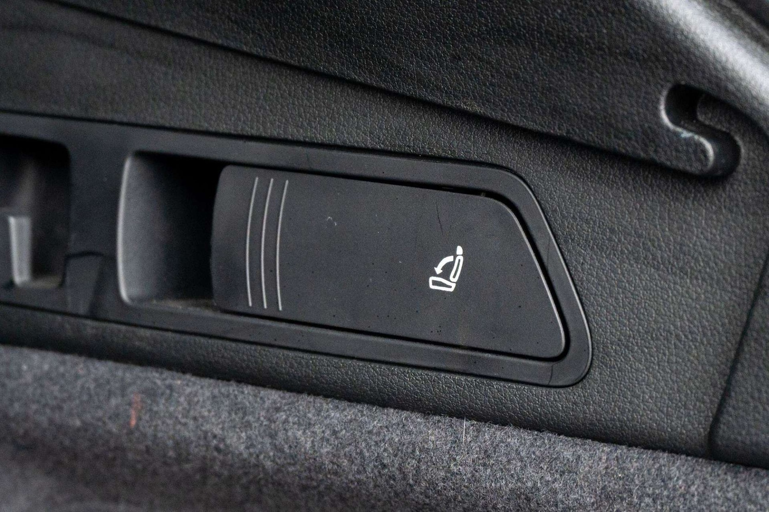 Used Audi Q8 2023 for sale - 77460260: Photo 13