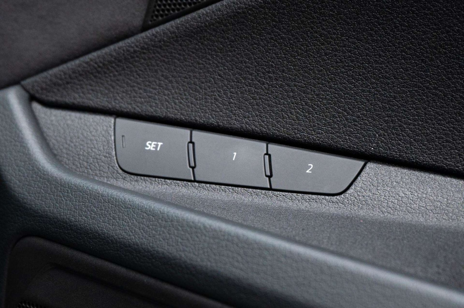 Used Audi Q8 2023 for sale - 77460260: Photo 42