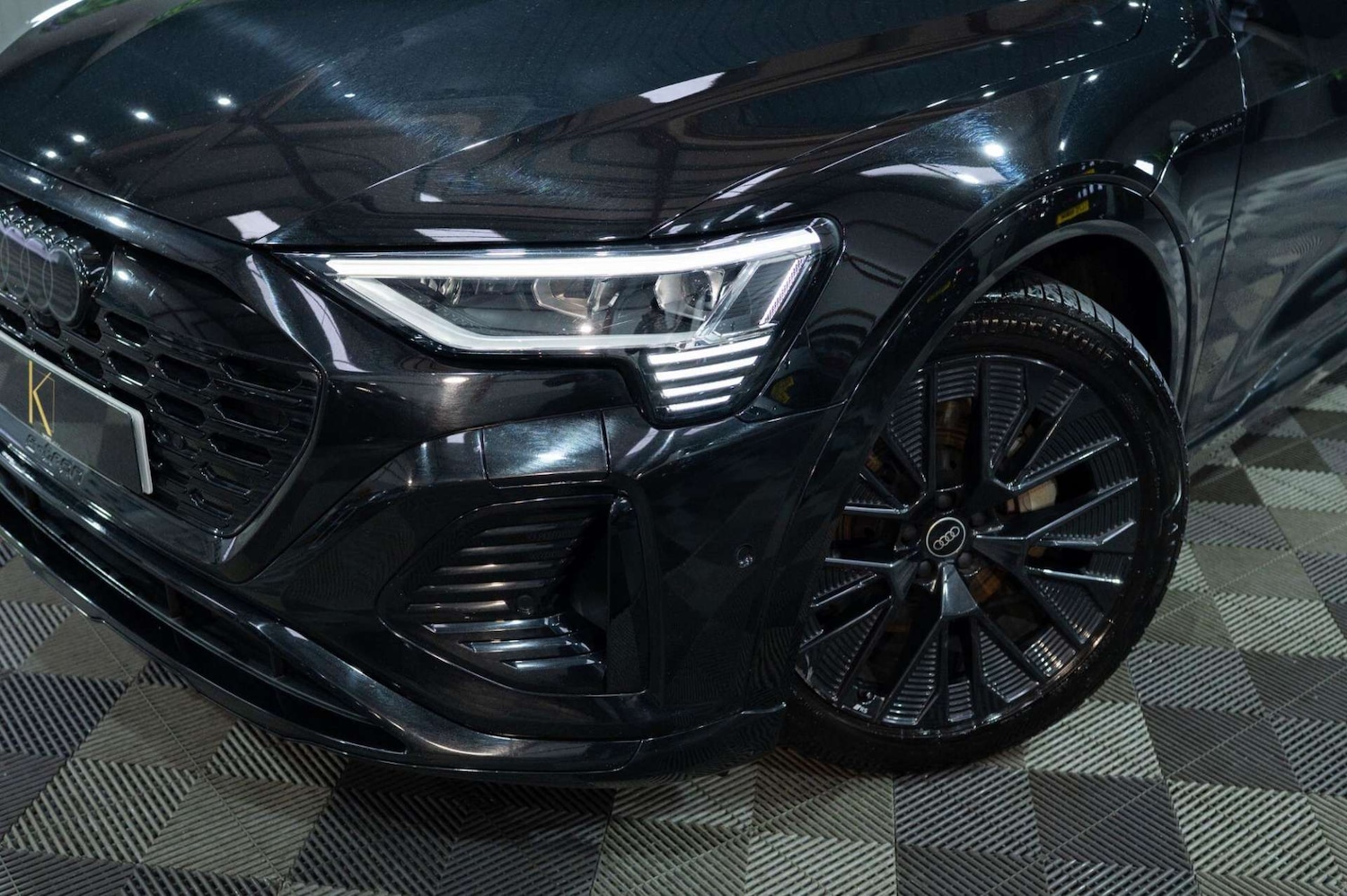 Used Audi Q8 2023 for sale - 77460260: Photo 46