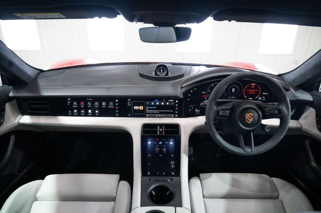 Used Porsche Taycan 2024 for sale - 77451480: Photo 13