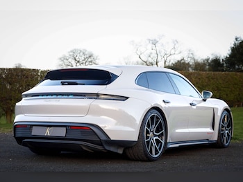 Used Porsche Taycan 2023 for sale - 78045060: Photo