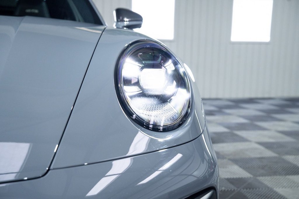 Used Porsche 911 2023 for sale - 76910345: Photo 15