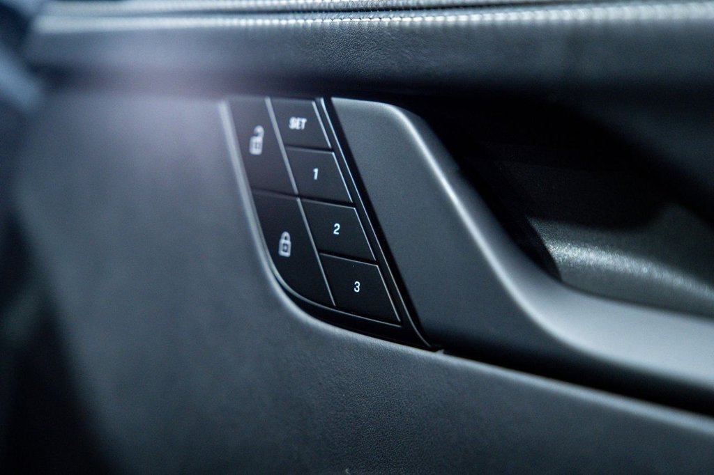 Used Porsche 911 2023 for sale - 76910345: Photo 38