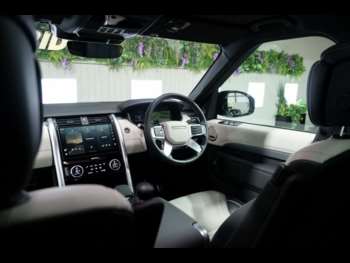 Used Land Rover Discovery 2023 for sale - 74773115: Photo