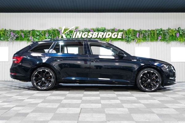 Used Skoda Superb 2021 for sale - 76111895: Photo 6