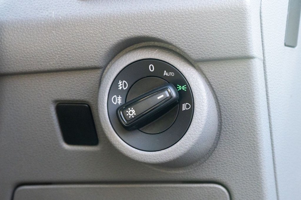 Used Volkswagen Transporter 2024 for sale - 77110768: Photo 45