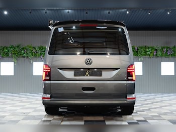 Used Volkswagen Transporter 2024 for sale - 77110768: Photo