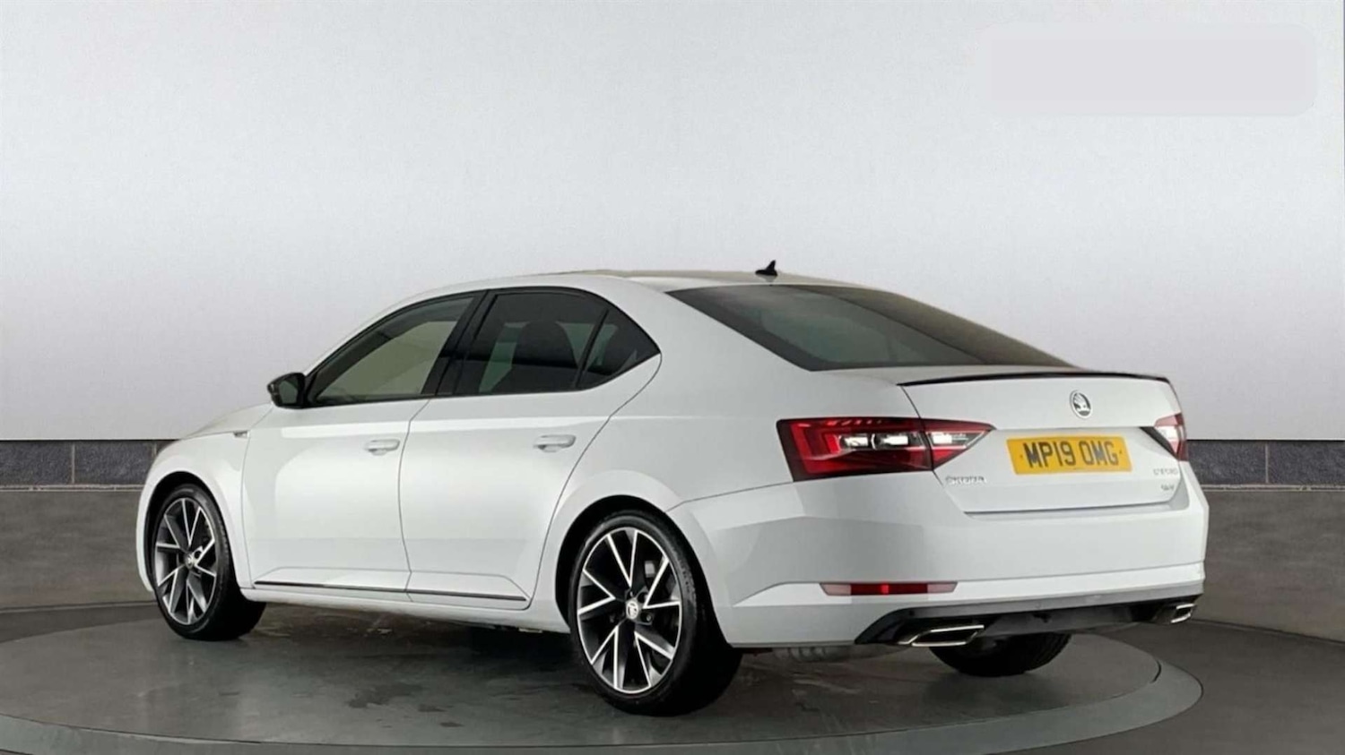 Used Skoda Superb 2019 for sale - 78064623: Photo 3