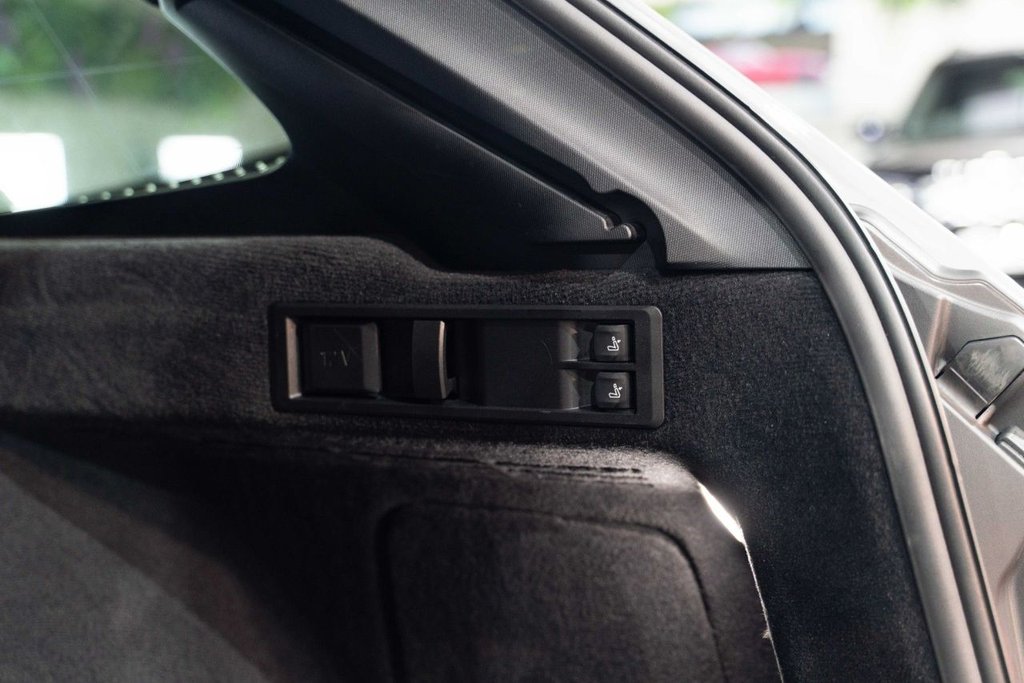 Used BMW 3 Series 2023 for sale - 76092914: Photo 32