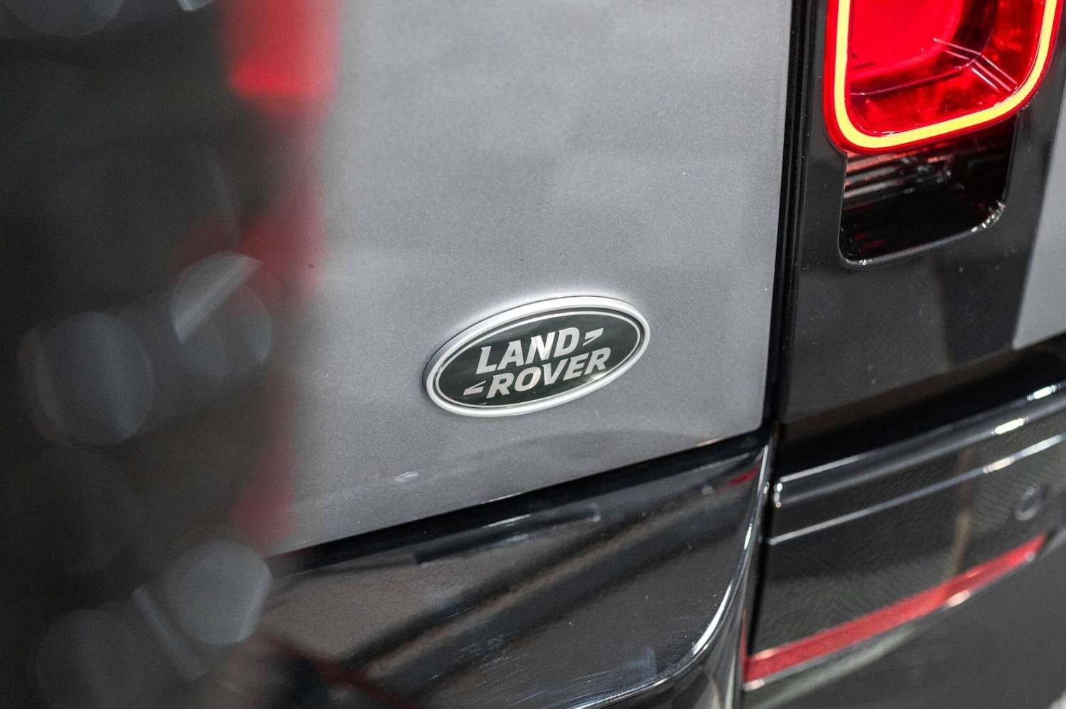 Used Land Rover Defender 2021 for sale - 77460291: Photo 30