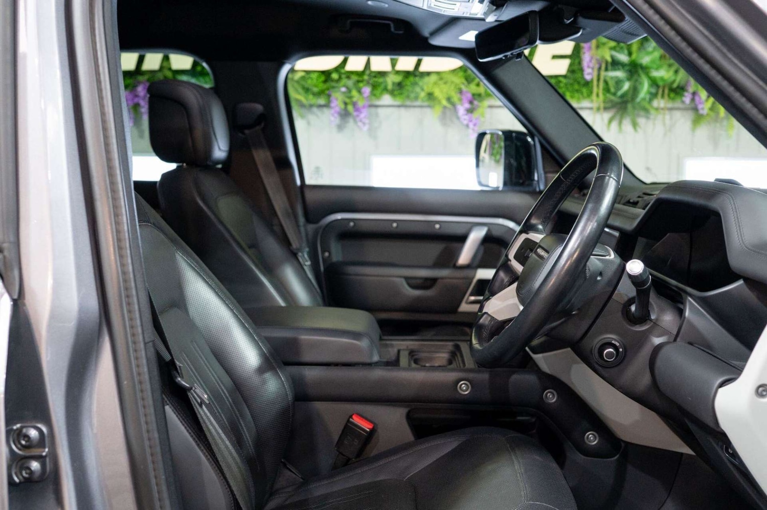 Used Land Rover Defender 2021 for sale - 77460291: Photo 34