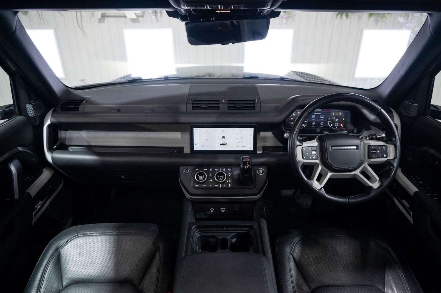 Used Land Rover Defender 2021 for sale - 77460291: Photo 44