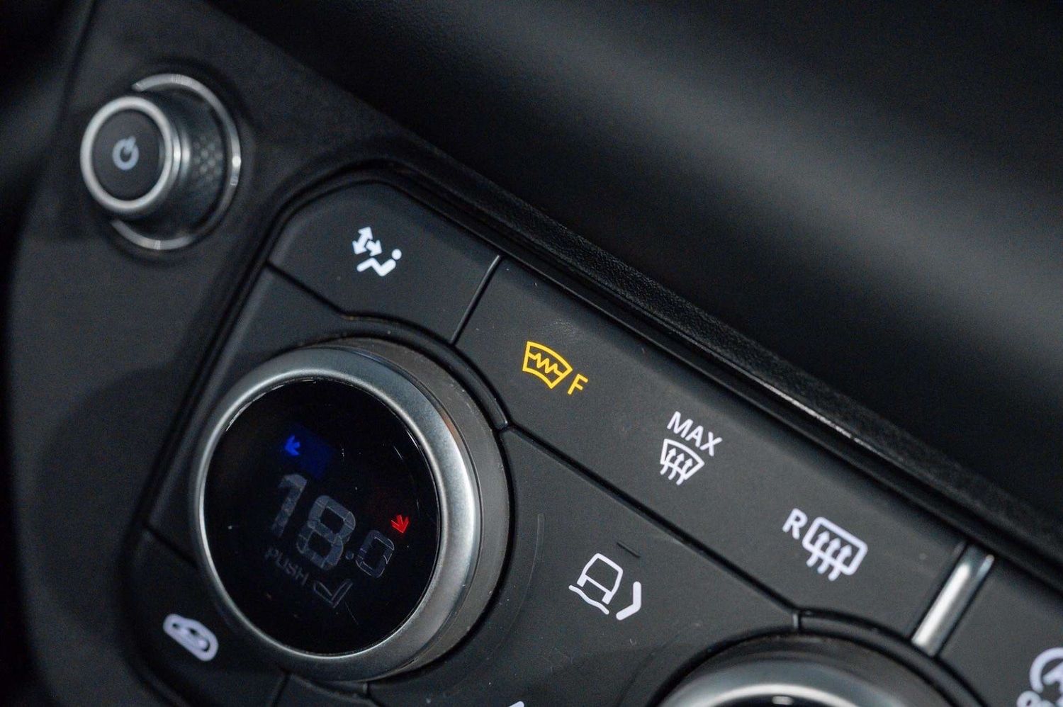 Used Land Rover Defender 2021 for sale - 77460291: Photo 56