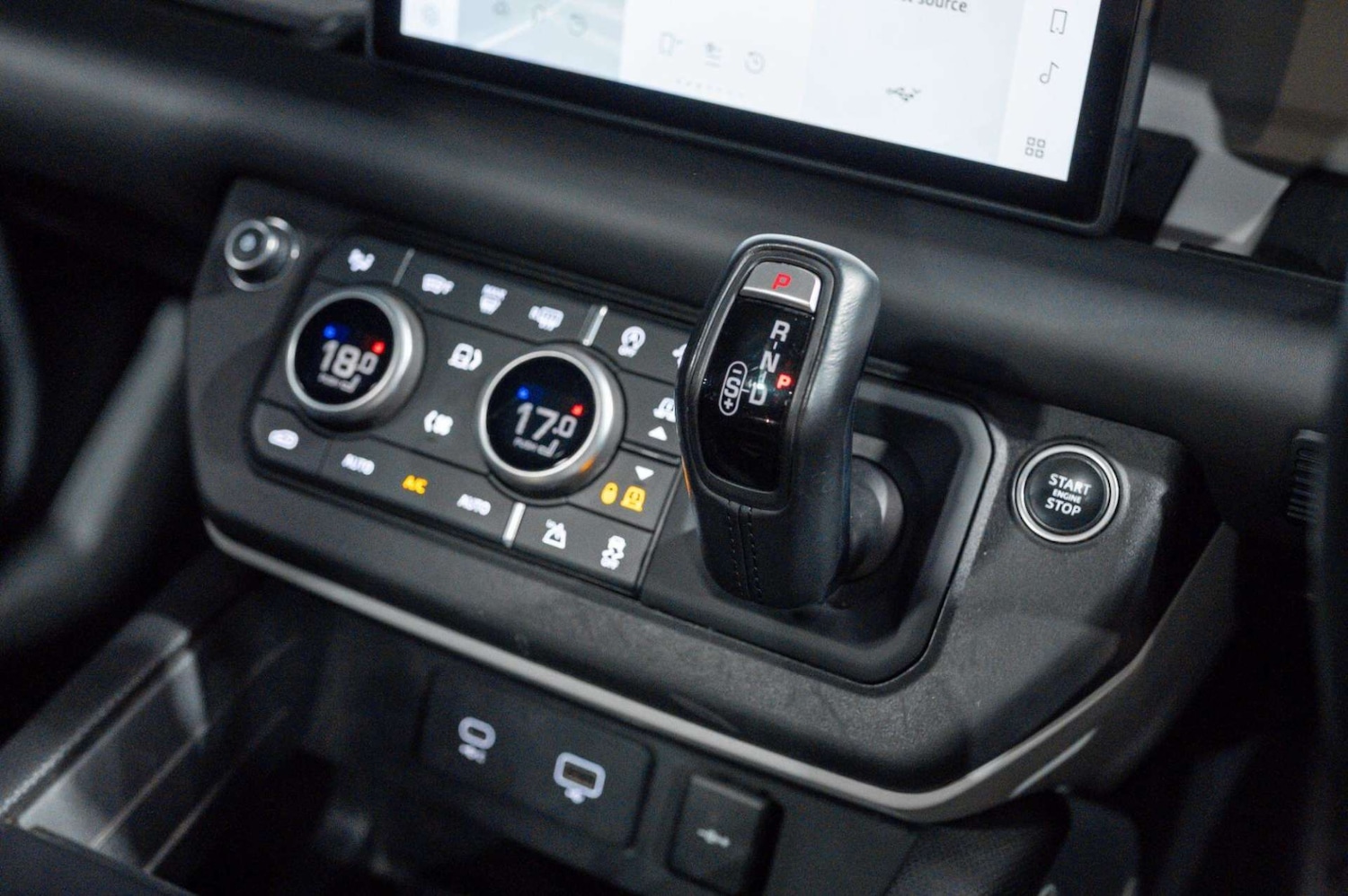 Used Land Rover Defender 2021 for sale - 77460291: Photo 57