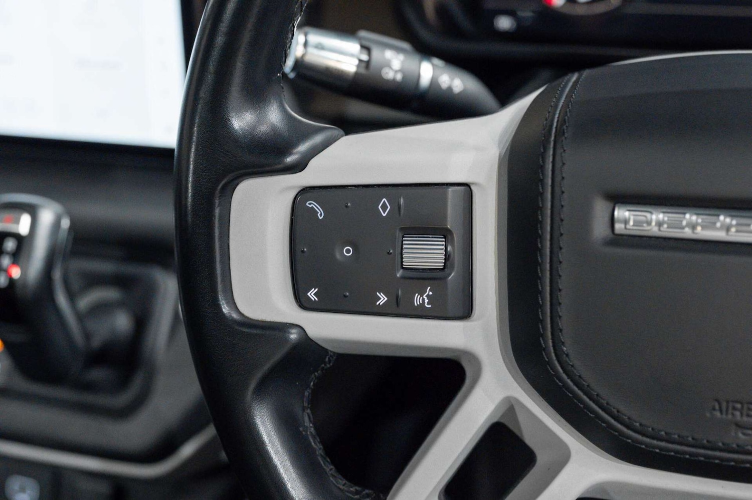 Used Land Rover Defender 2021 for sale - 77460291: Photo 58