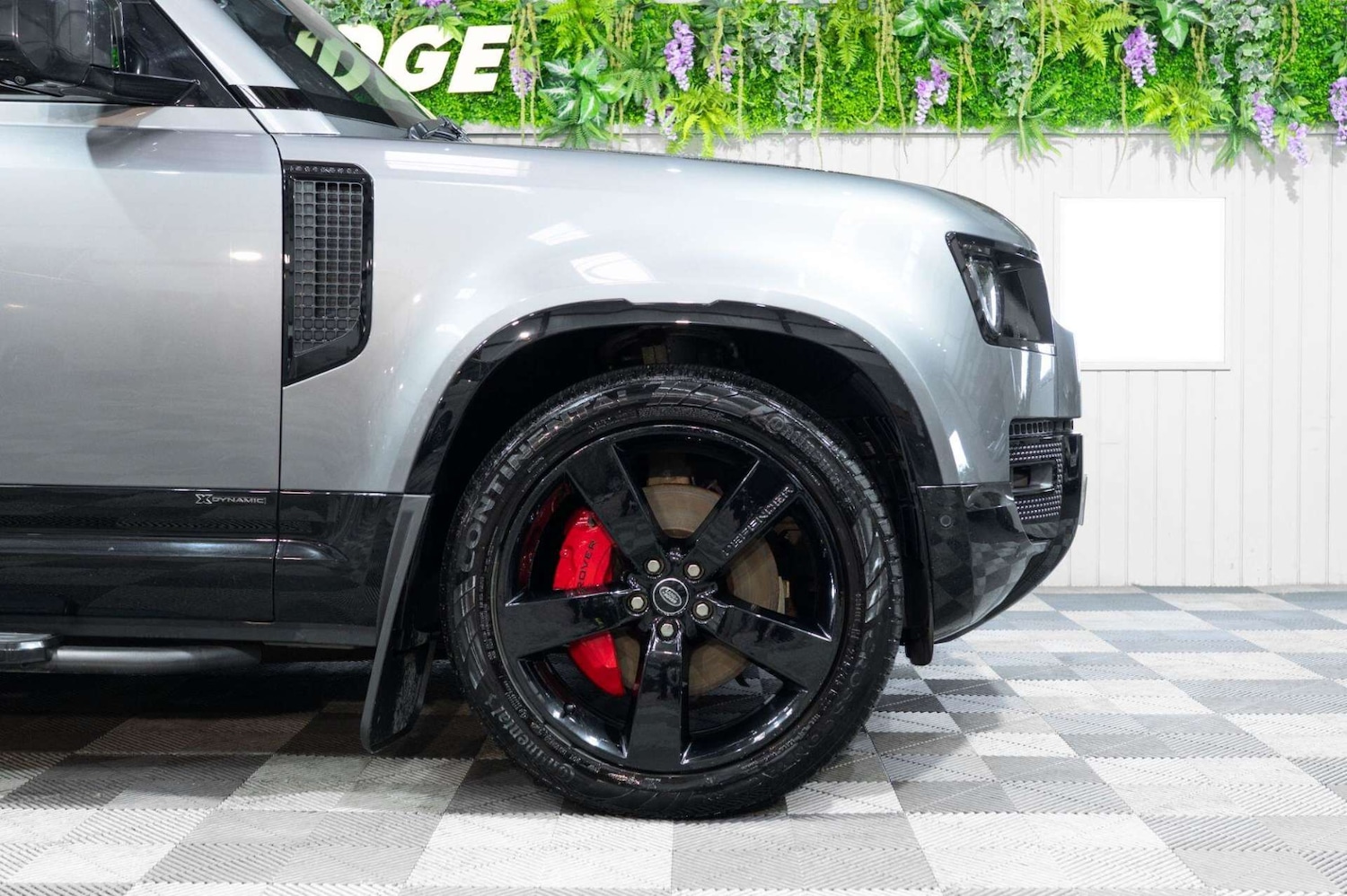 Used Land Rover Defender 2021 for sale - 77460291: Photo 8