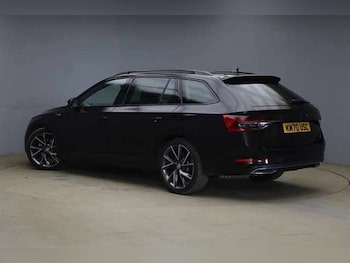 Used Skoda Superb 2020 for sale - 77610611: Photo