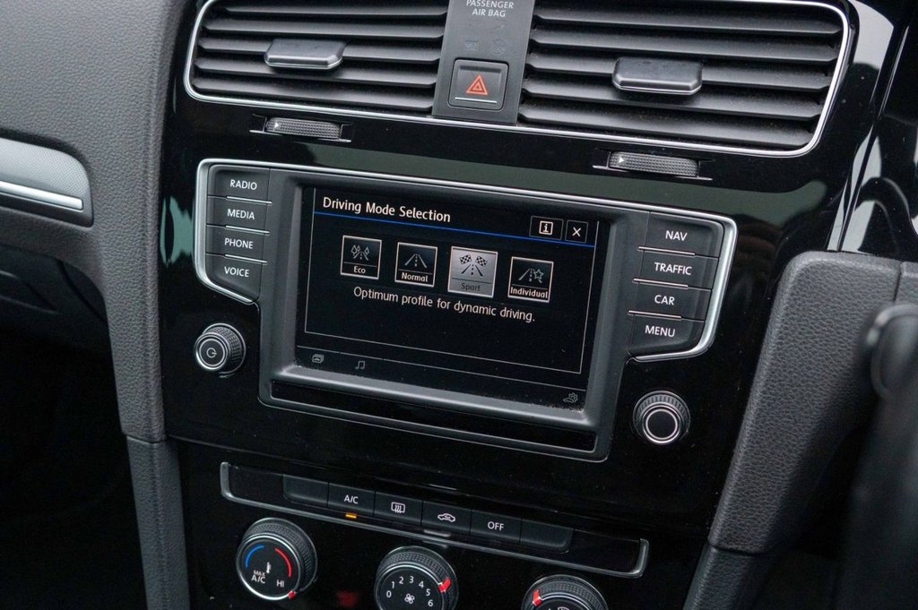 Used Volkswagen Golf 2016 for sale - 77059603: Photo 18