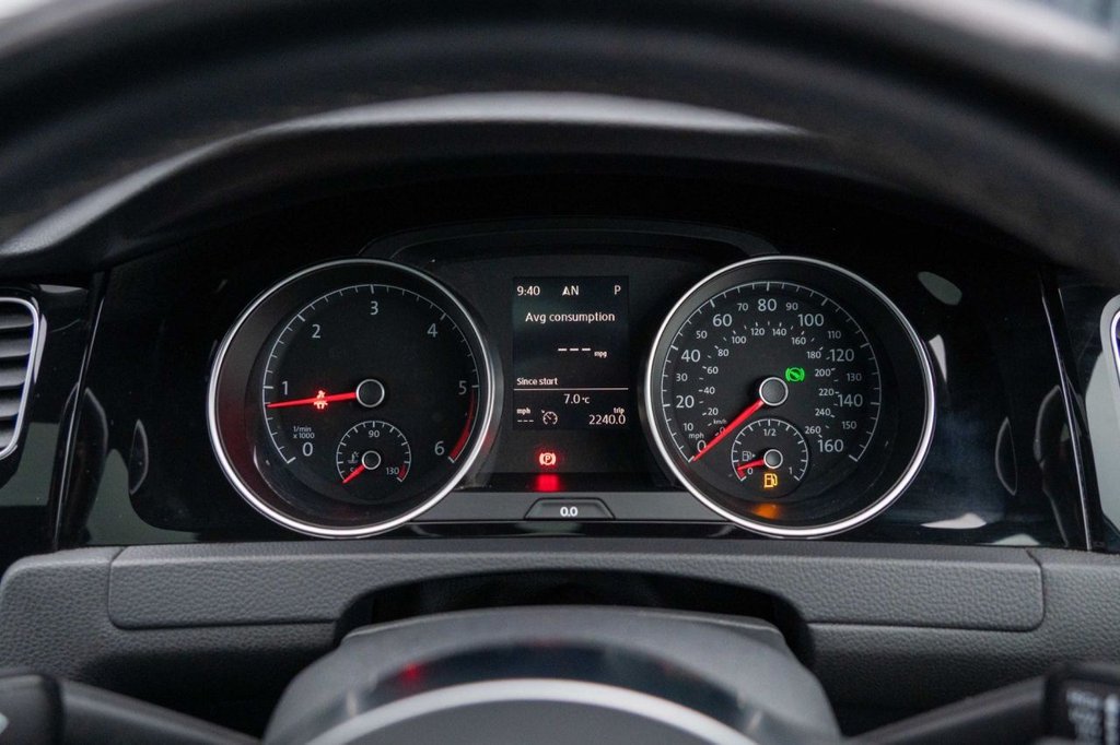 Used Volkswagen Golf 2016 for sale - 77059603: Photo 25