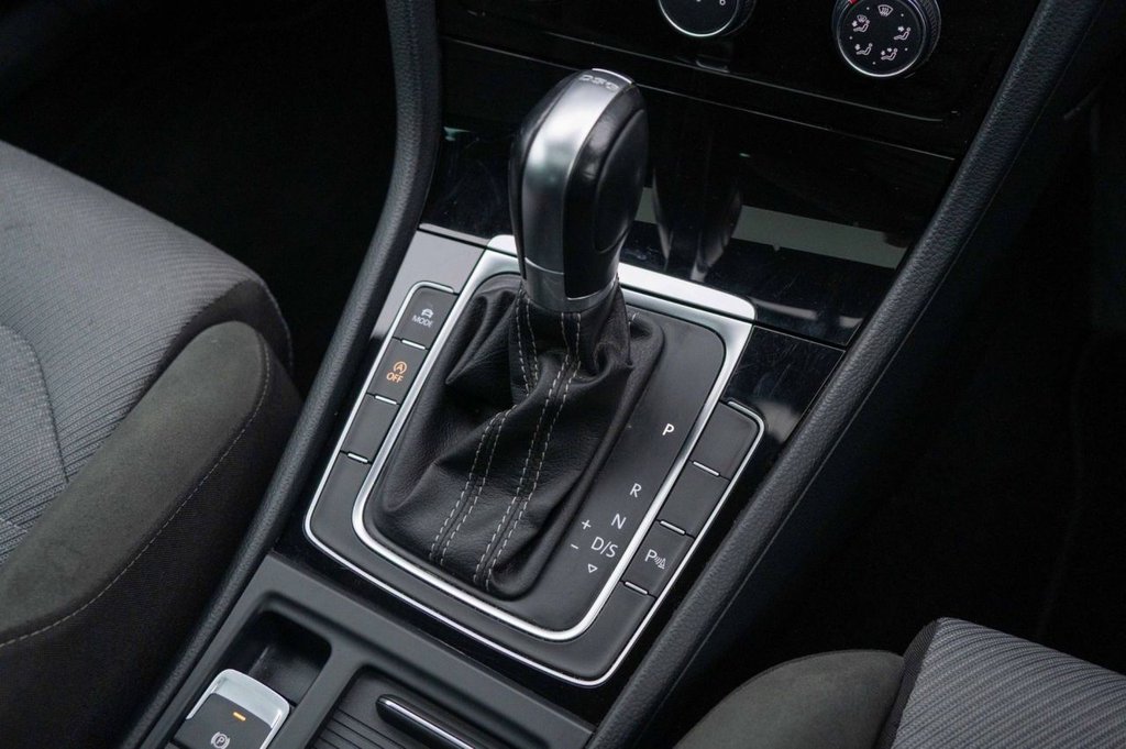 Used Volkswagen Golf 2016 for sale - 77059603: Photo 36