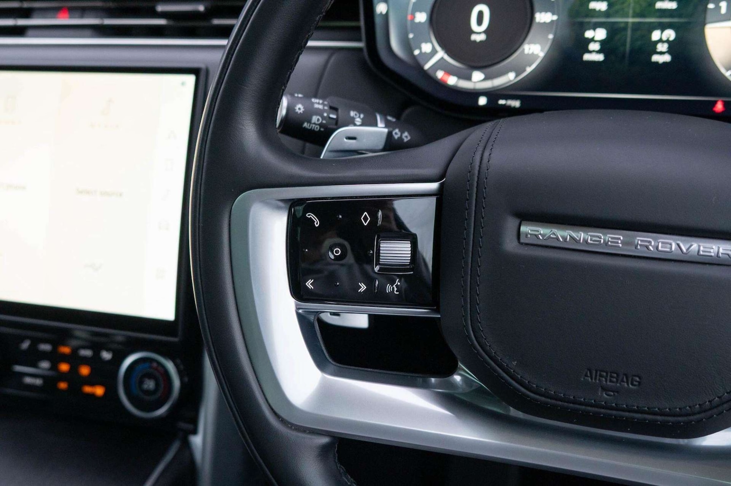 Used Land Rover Range Rover 2023 for sale - 77460275: Photo 31