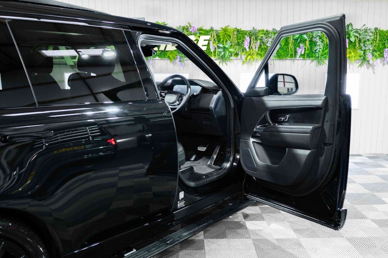 Used Land Rover Range Rover 2023 for sale - 77460275: Photo 61