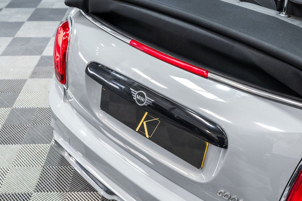 Used MINI Convertible 2019 for sale - 77355930: Photo 36