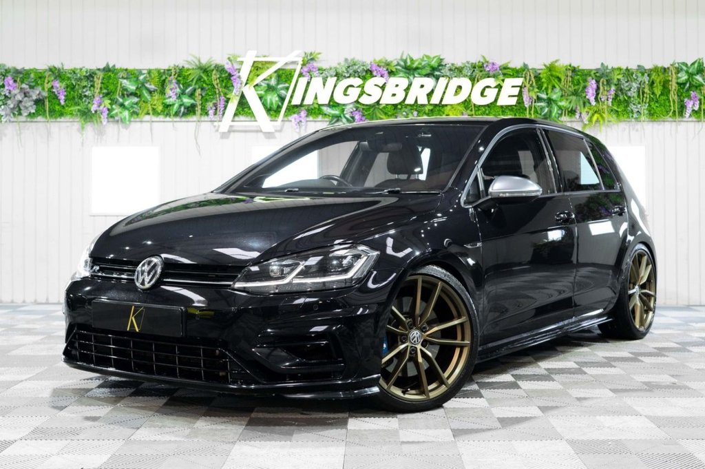 Used Volkswagen Golf 2019 for sale - 76820693: Photo 1
