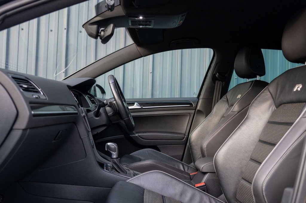 Used Volkswagen Golf 2019 for sale - 76820693: Photo 18