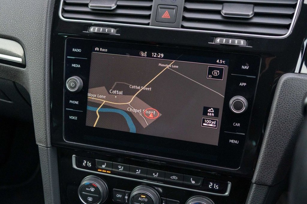 Used Volkswagen Golf 2019 for sale - 76820693: Photo 34