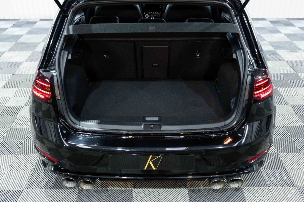 Used Volkswagen Golf 2019 for sale - 76820693: Photo 35