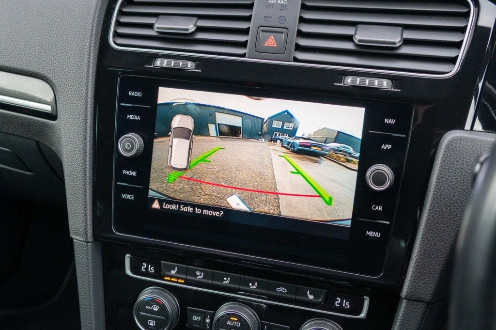 Used Volkswagen Golf 2019 for sale - 76820693: Photo 37