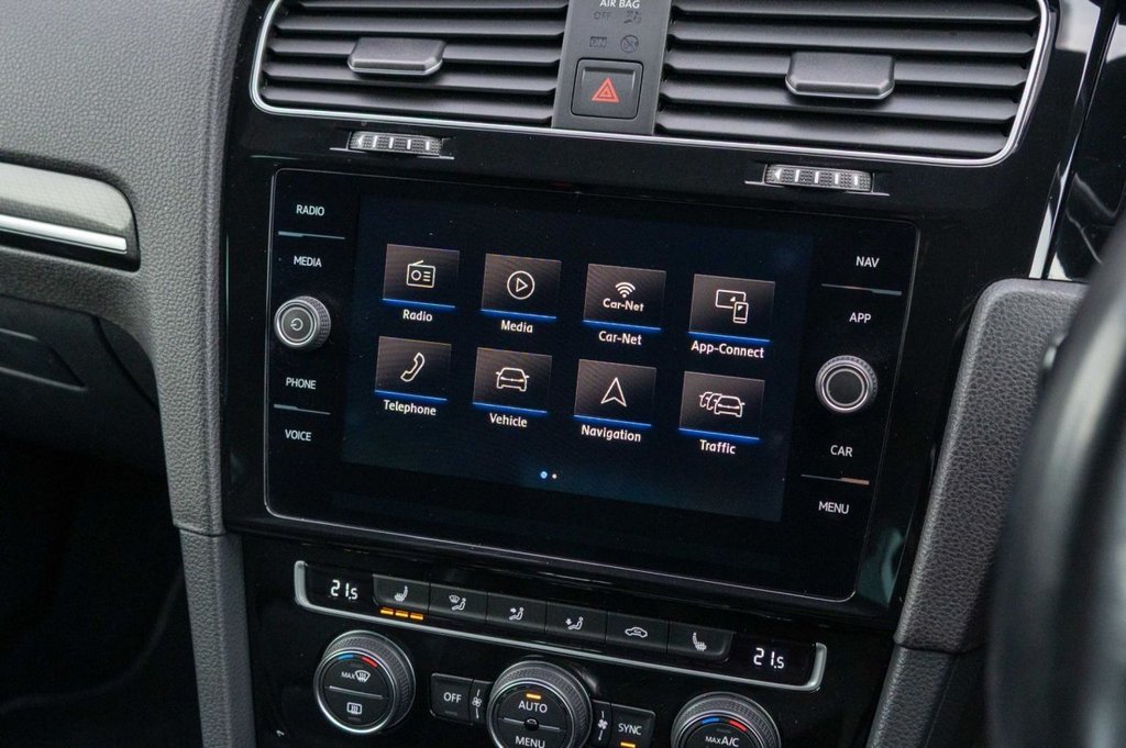 Used Volkswagen Golf 2019 for sale - 76820693: Photo 40