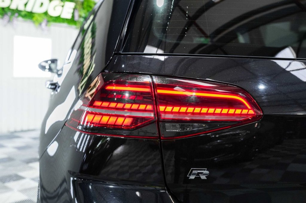 Used Volkswagen Golf 2019 for sale - 76820693: Photo 41