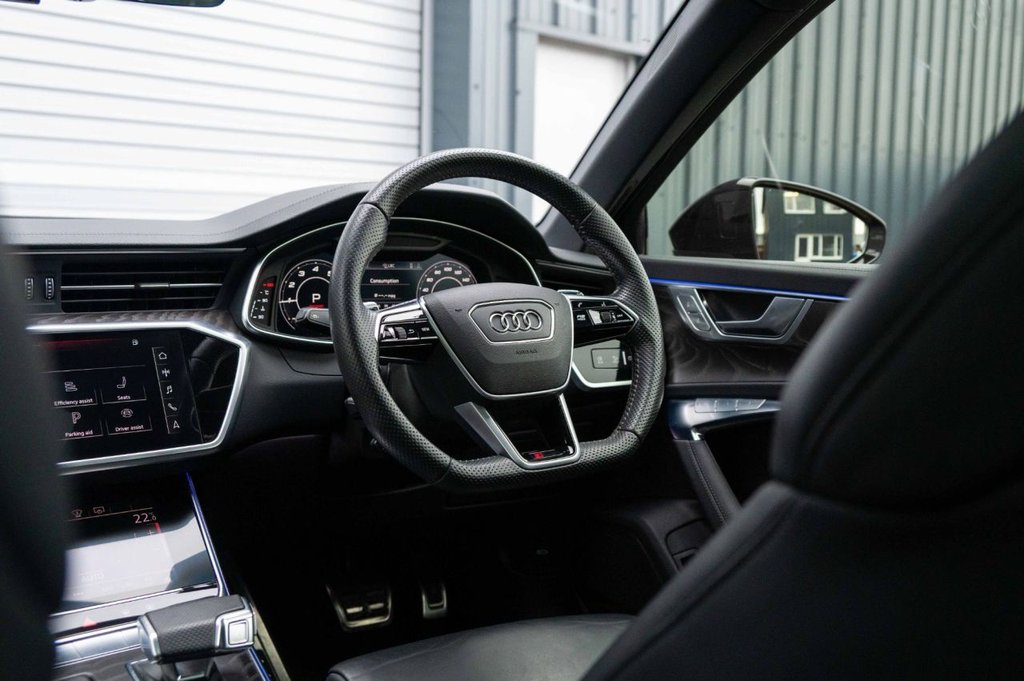 Used Audi RS6 2020 for sale - 76617675: Photo 17