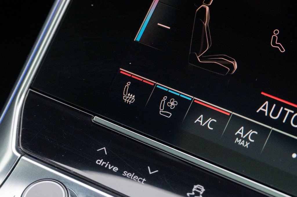 Used Audi RS6 2020 for sale - 76617675: Photo 49