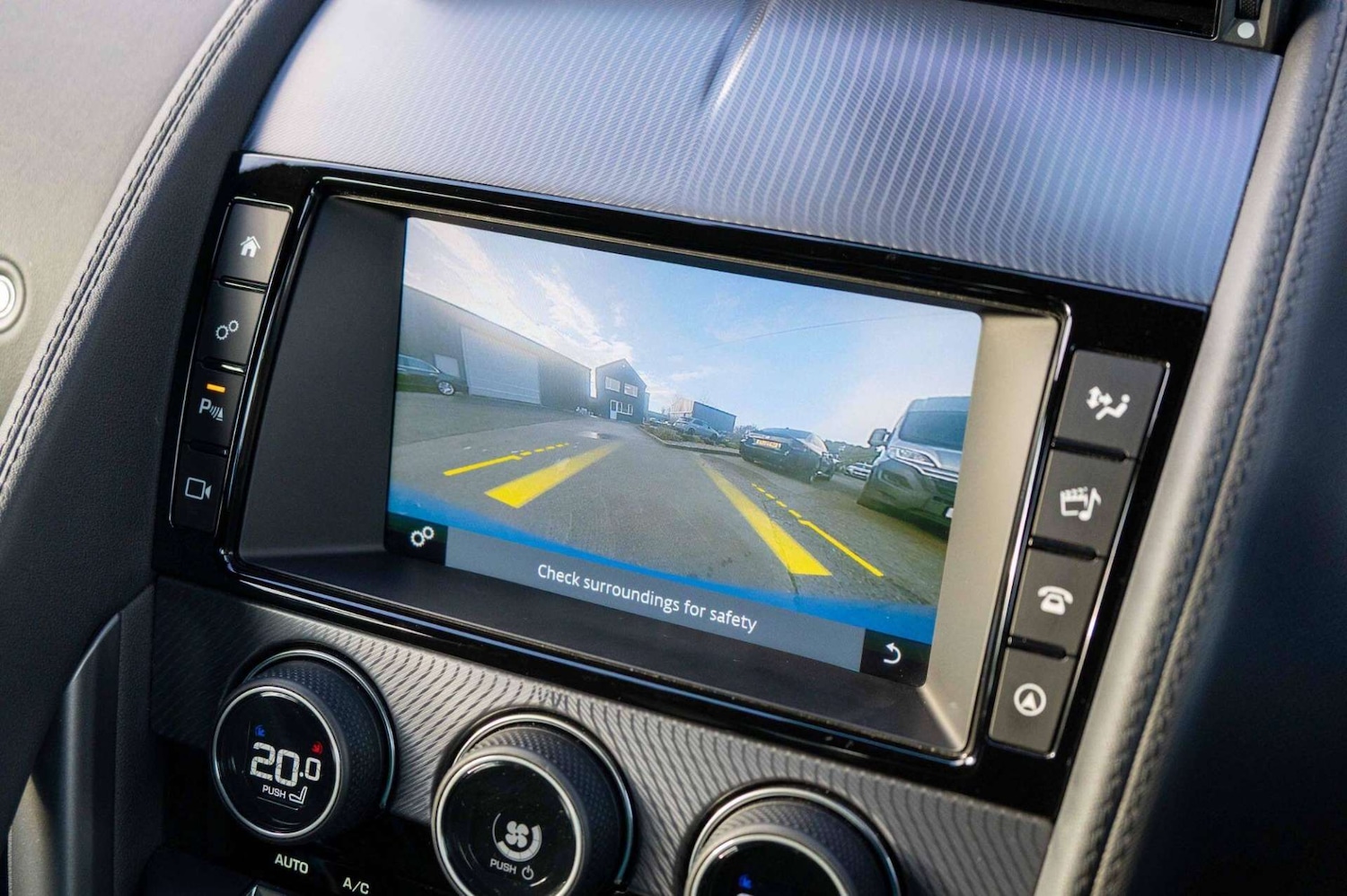 Used Jaguar F-Type 2017 for sale - 77460284: Photo 32