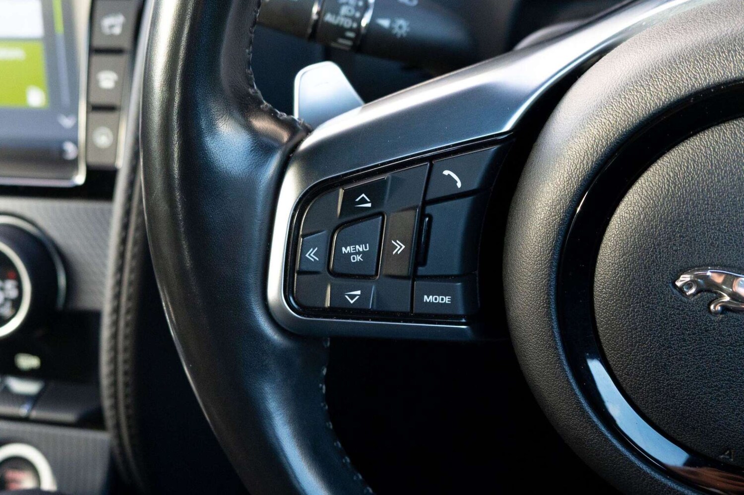 Used Jaguar F-Type 2017 for sale - 77460284: Photo 44