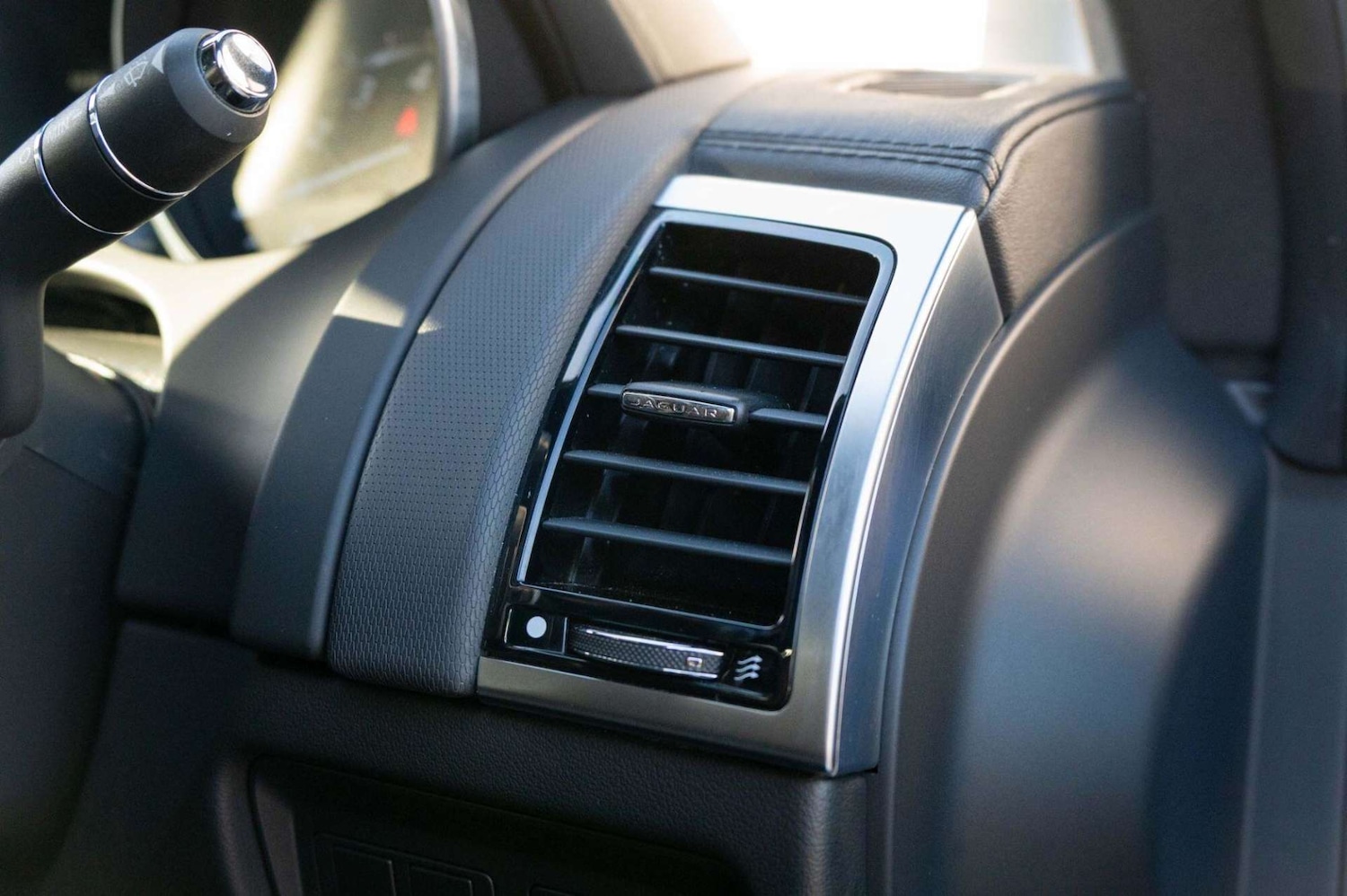 Used Jaguar F-Type 2017 for sale - 77460284: Photo 54