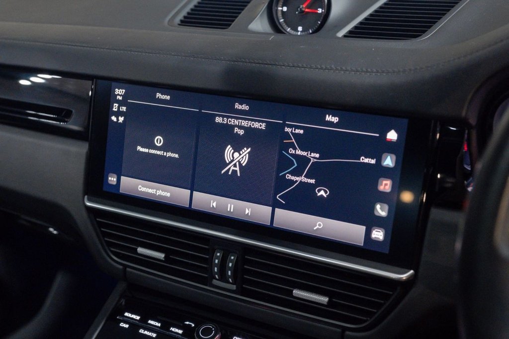 Used Porsche Cayenne 2023 for sale - 75998752: Photo 35