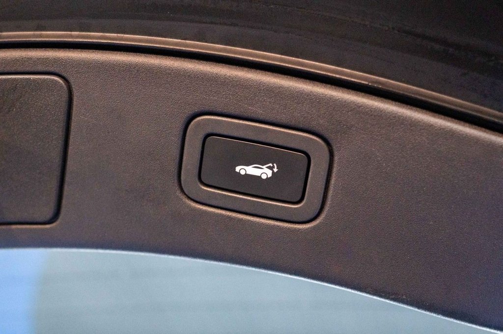 Used Jaguar F-Type 2017 for sale - 76703796: Photo 13