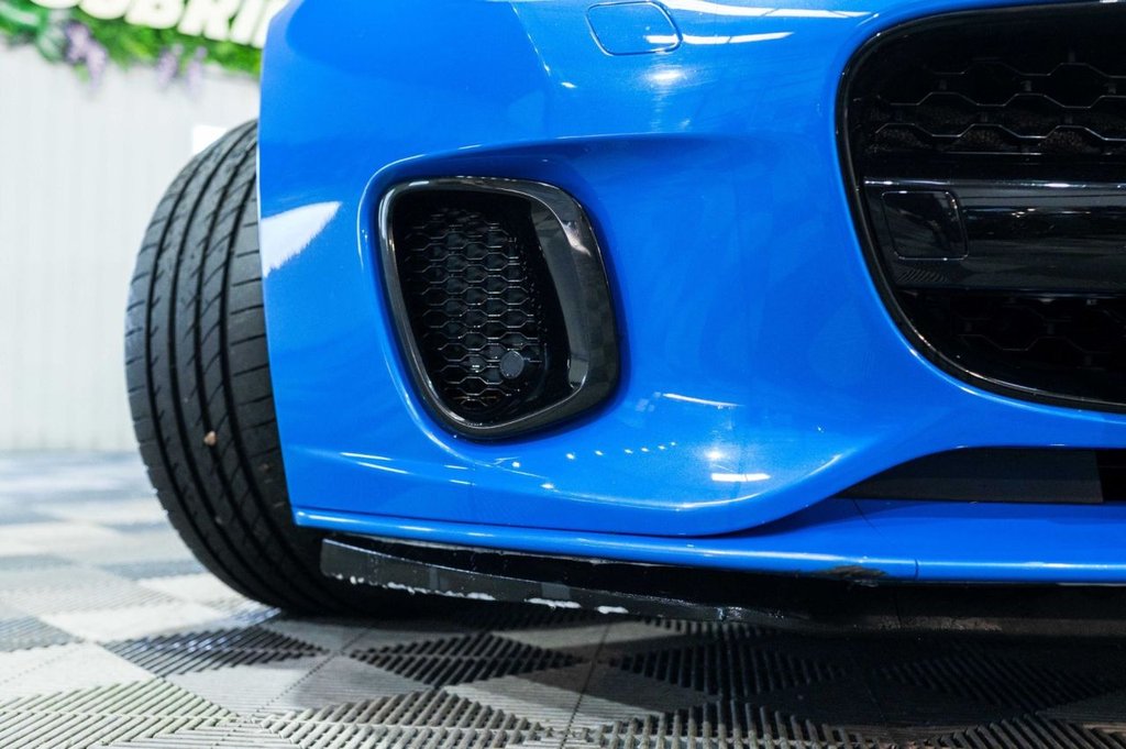 Used Jaguar F-Type 2017 for sale - 76703796: Photo 16