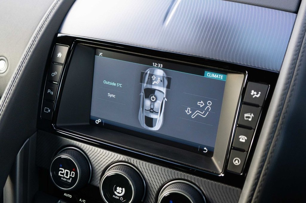 Used Jaguar F-Type 2017 for sale - 76703796: Photo 41