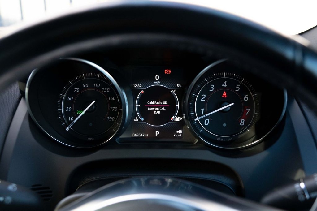 Used Jaguar F-Type 2017 for sale - 76703796: Photo 42