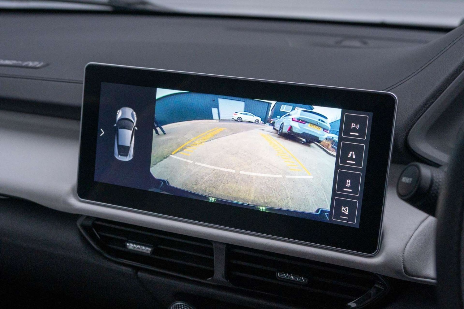 Used Lotus Emira 2023 for sale - 77460257: Photo 18