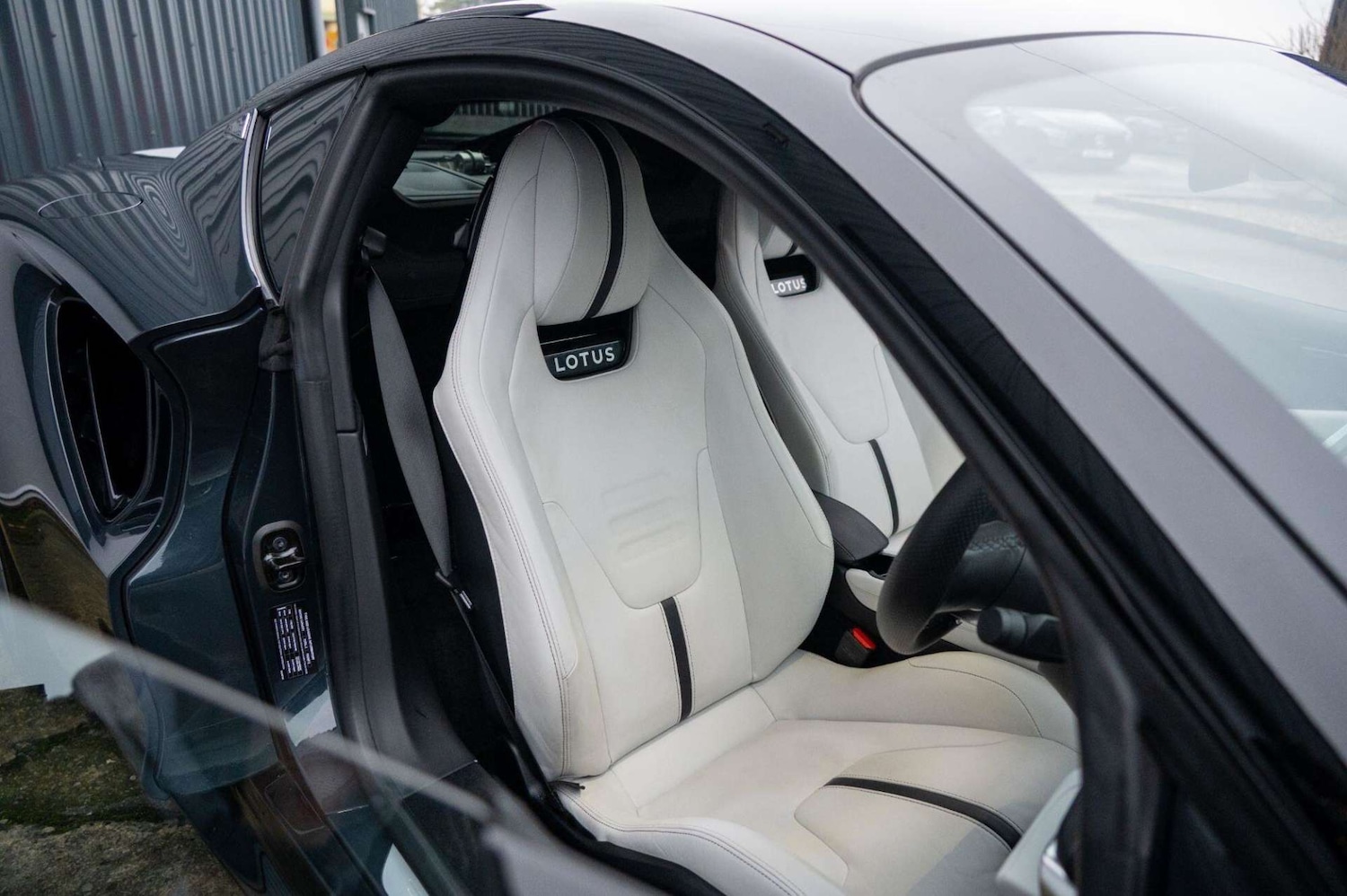 Used Lotus Emira 2023 for sale - 77460257: Photo 32