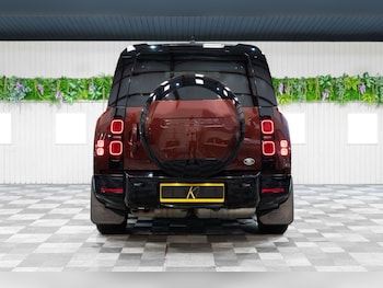Used Land Rover Defender 130 2022 for sale - 75527556: Photo