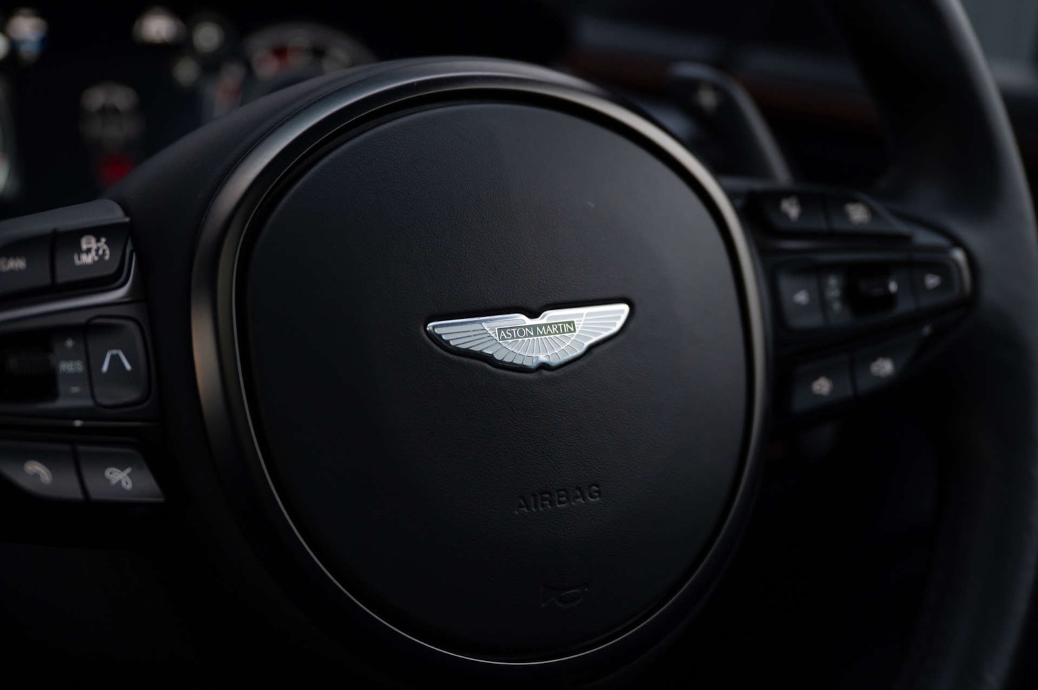 Used Aston Martin DBX 2022 for sale - 77494140: Photo 12