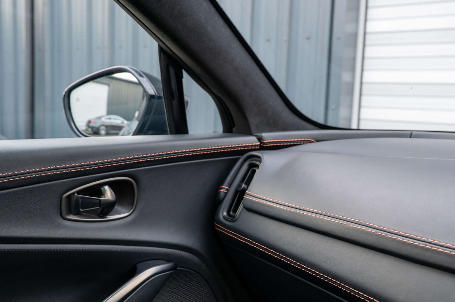 Used Aston Martin DBX 2022 for sale - 77494140: Photo 52