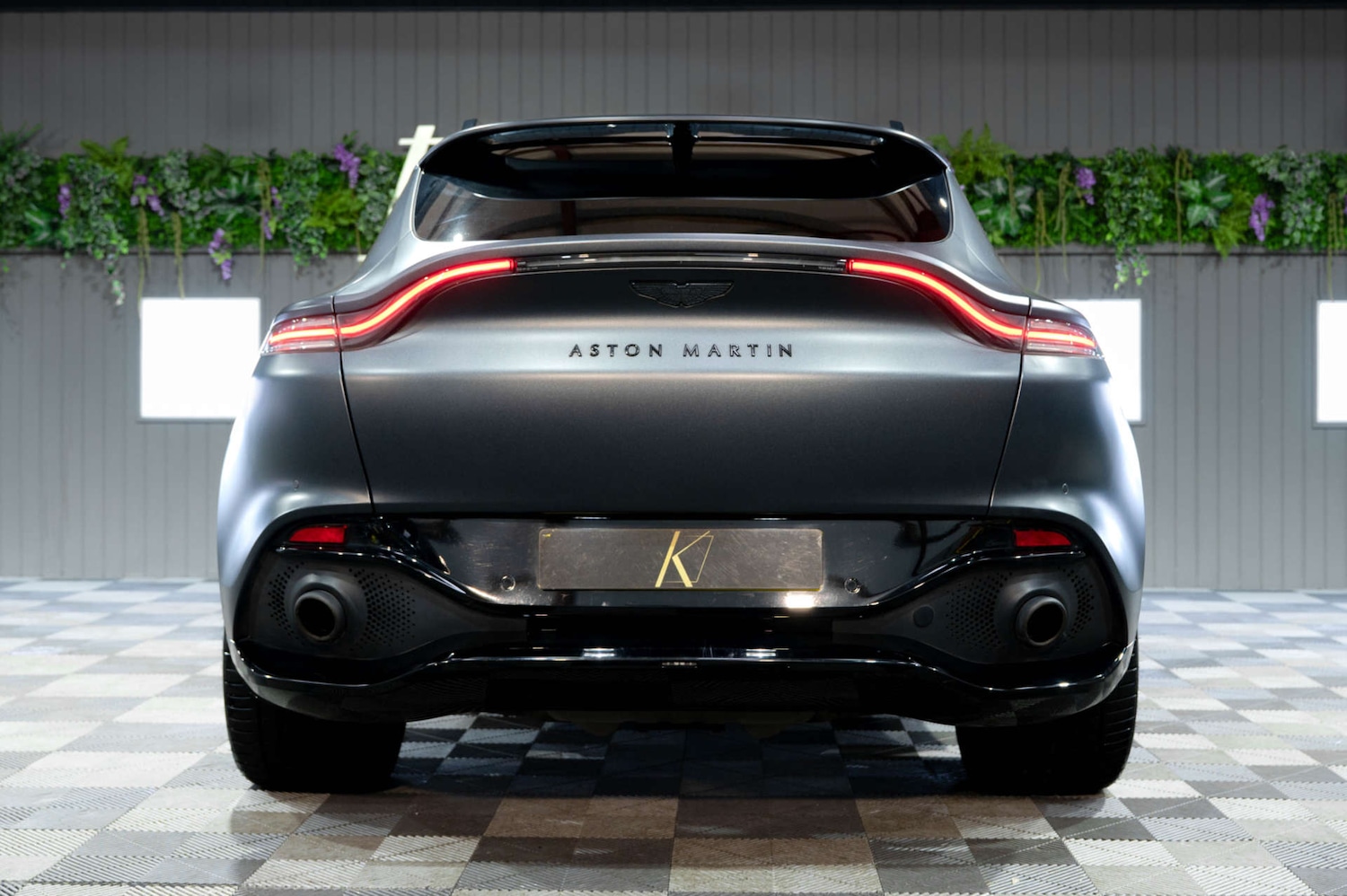 Used Aston Martin DBX 2022 for sale - 77494140: Photo 6